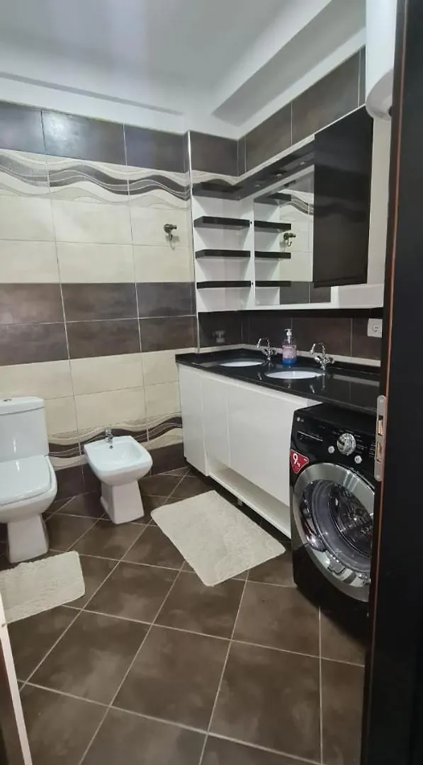 Amar Apartment Τίρανα