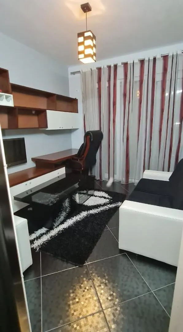 Amar Apartment Τίρανα